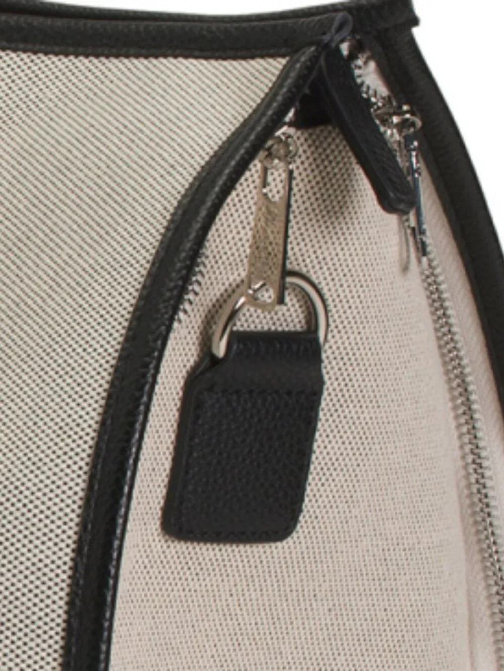 BROUK AND CO Canvas Capri 2-in-1 Garment And Duffel Bag